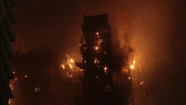 【서울=뉴시스】지난 2일 홍콩 번화가 침사추이 구역에서 신축 호텔 건물이 화재에 휩싸였다(사진출처 : 불름버그 영상 캡쳐)2023.03.07 *재판매 및 DB 금지