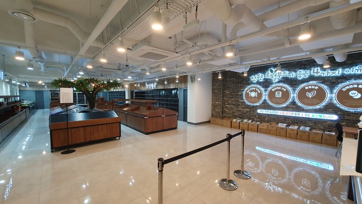 [창원=뉴시스] 강경국 기자 =오는 10일 개장하는 경남 창원시 직영 로컬푸드 직매장 내부 모습. (사진=창원시청 제공). 2023.03.07. photo@newsis.com *재판매 및 DB 금지