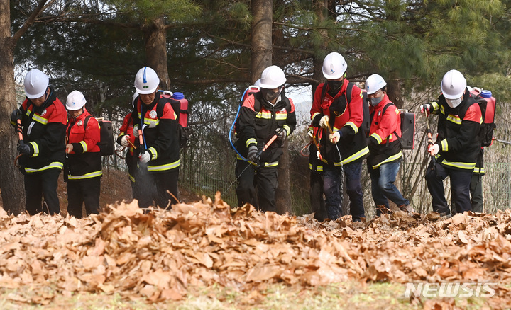 충북 차차 구름 많아져…일부 지역 '건조주의보'