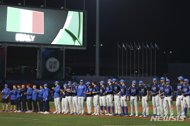 [타이중=AP/뉴시스]이탈리아 야구대표팀. 2023.03.09.