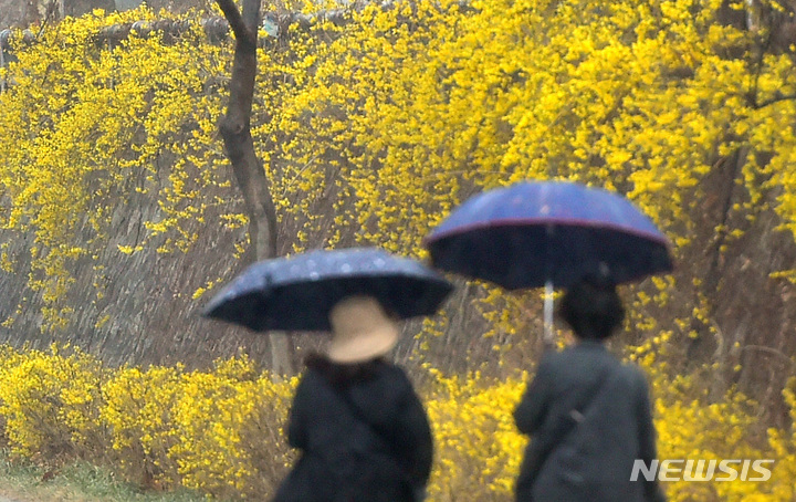 울산 늦은 오후부터 비…낮 최고 20도