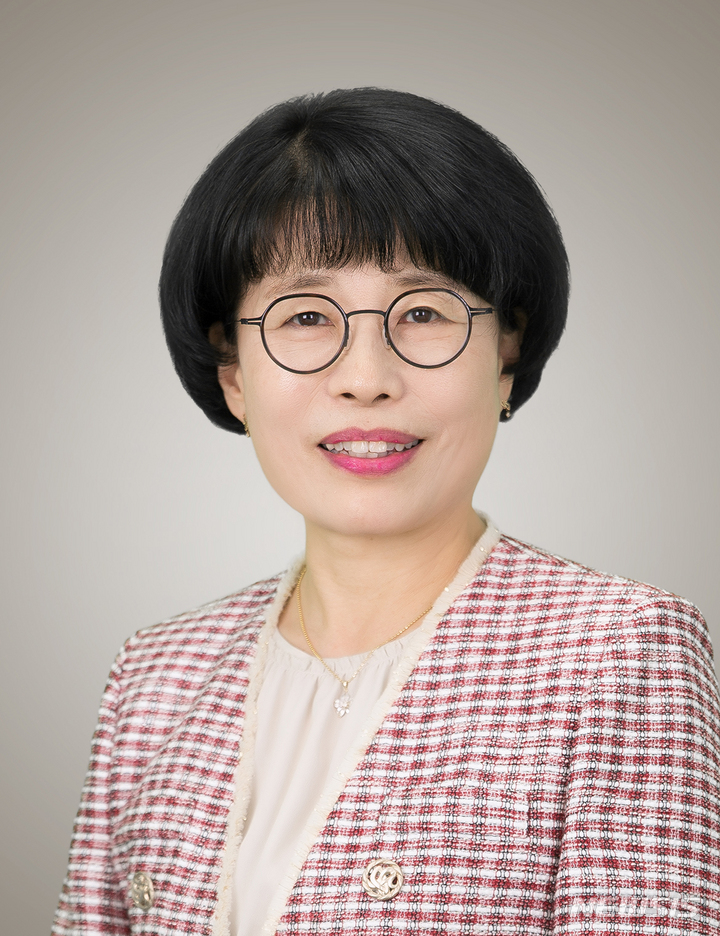 [무안=뉴시스] 제5대 성혜란 전남여성가족재단 원장. (사진=전남도 제공) 2023.03.15. photo@newsis.com