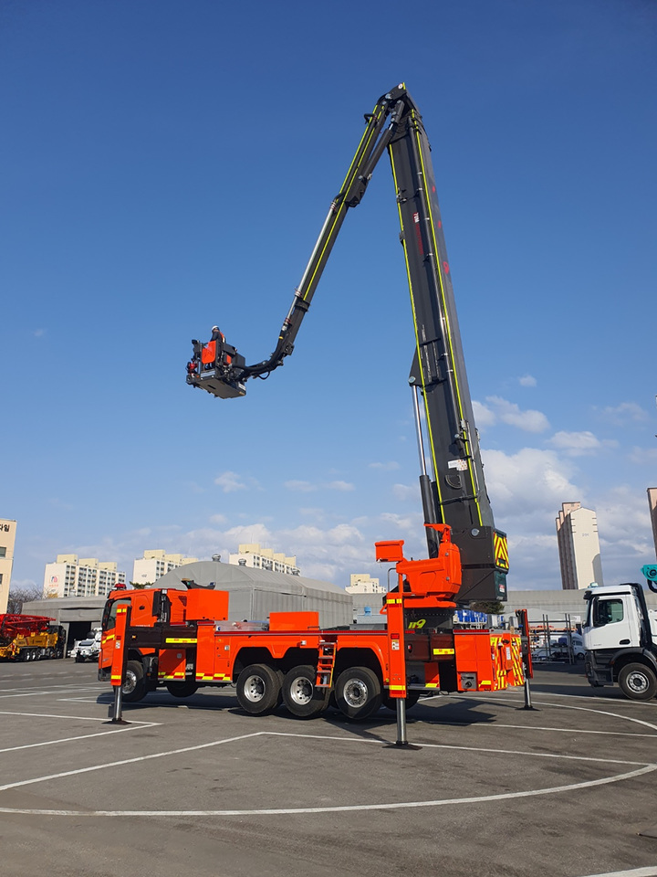 경북소방본부, 70m 굴절사다리차 전격 배치 *재판매 및 DB 금지