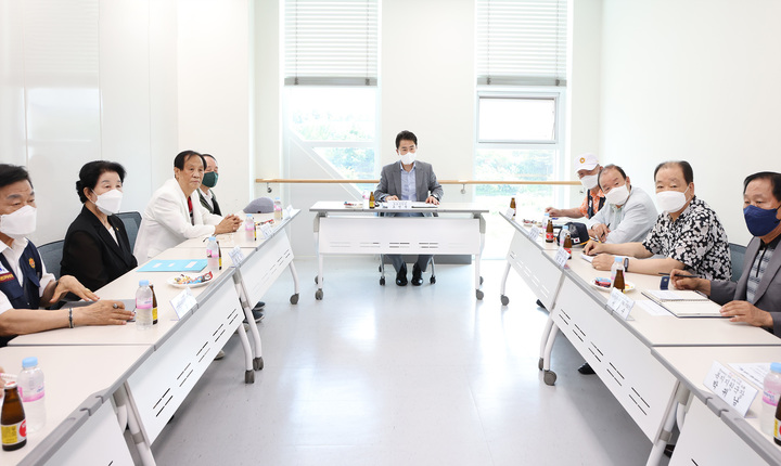 [서울=뉴시스]도봉구 보훈단체장 합동 간담회.(사진=도봉구 제공) *재판매 및 DB 금지