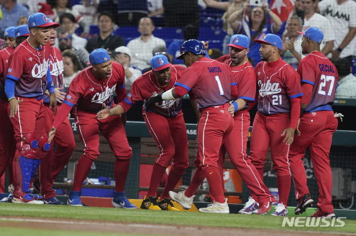 [마이애미=AP/뉴시스] 쿠바 야구 대표팀. 2023.03.19