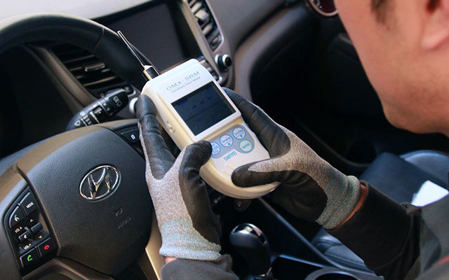 [서울=뉴시스] 자동차를 정비하는 모습. (사진=리본카 제공) 2023.03.20 photo@newsis.com *재판매 및 DB 금지