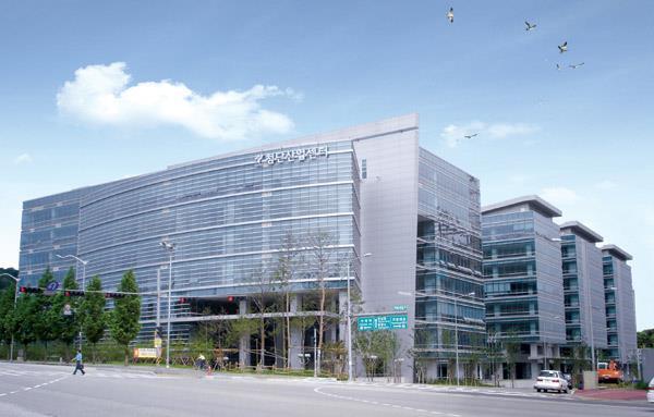 [서울=뉴시스]DMC첨단산업센터.