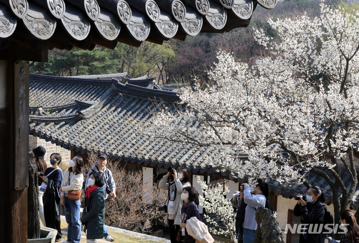 전북 새벽까지 빗방울…낮 최고 14~17도 맑음