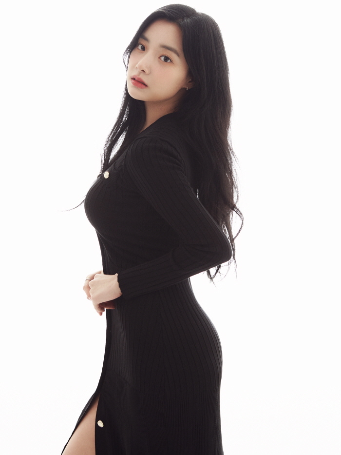 에이프릴 출신 이현주, 새 소속사와 손잡고 연기 활동 시작