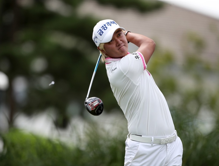 [서울=뉴시스]허인회의 경기 모습. 2023.03.22. (사진=KPGA 제공) *재판매 및 DB 금지