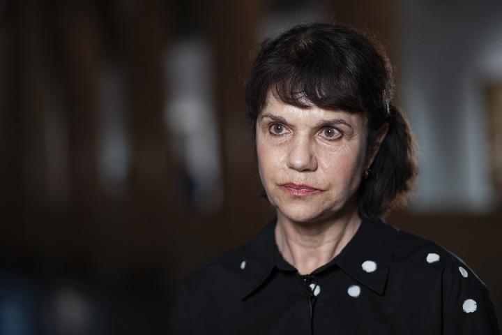 [모스크바=AP/뉴시스] 러시아 당국의 압력으로 푸쉬킨 국립 미술관장 마리나 로샤크가 20일 사임했다. 사진은 2019년 5월 14일 로샤크 관장이 AP 통신과의 인터뷰에서 발언하는 모습. 2023.03.22. *재판매 및 DB 금지