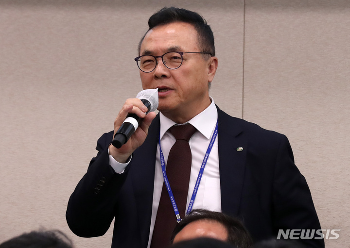 [서울=뉴시스] 이영환 기자 = 황주호 한국수력원자력 사장 2023.03.23. 20hwan@newsis.com