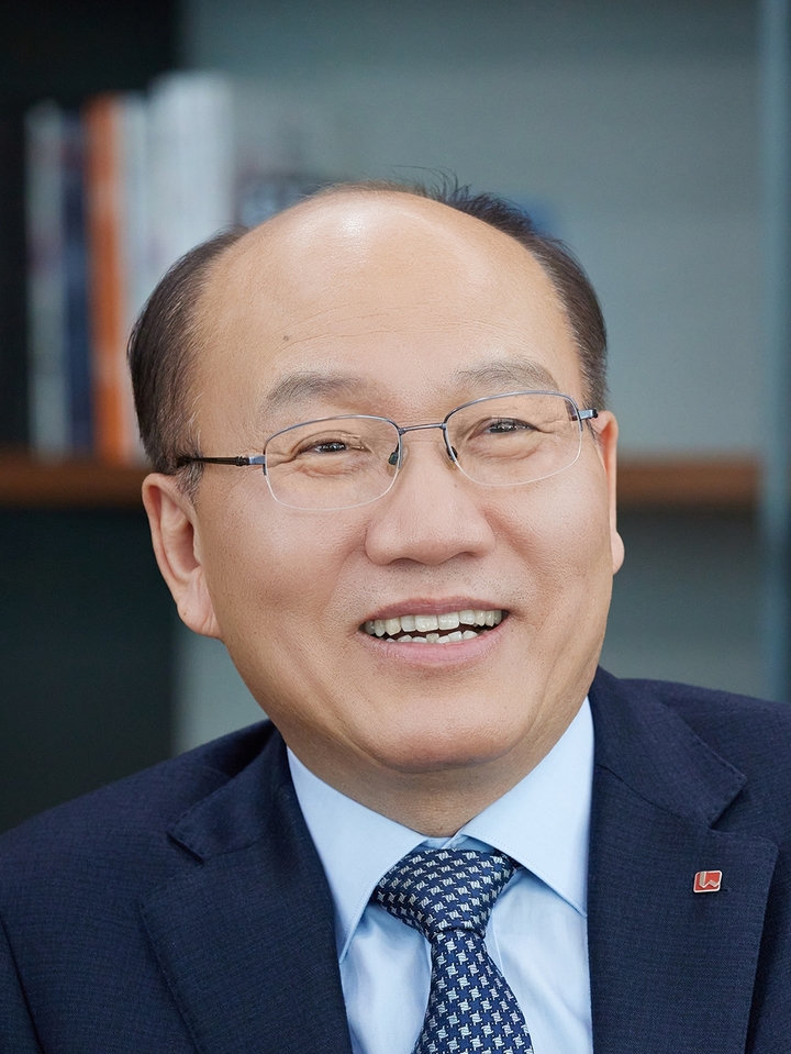 [서울=뉴시스] 한명호 LX하우시스 대표이사 사장. (사진=LX하우시스 제공) 2023.03.24 photo@newsis.com *재판매 및 DB 금지