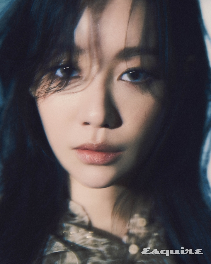 [서울=뉴시스] 배우 차주영. 23.03.24. (사진=에스콰이어 제공) photo@newsis.com *재판매 및 DB 금지