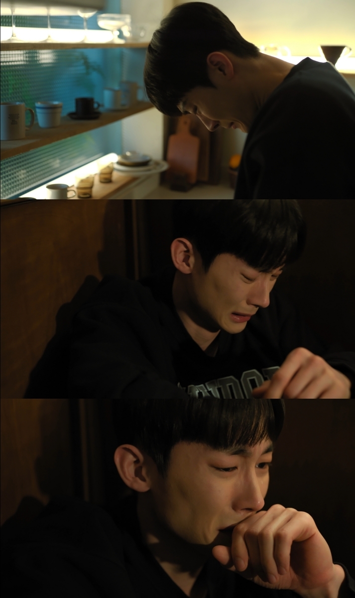 [서울=뉴시스] 포맨 '미친거니' 뮤직비디오 티저 영상 2023.03.25 (사진=메이저나인) photo@newsis.com 	 *재판매 및 DB 금지