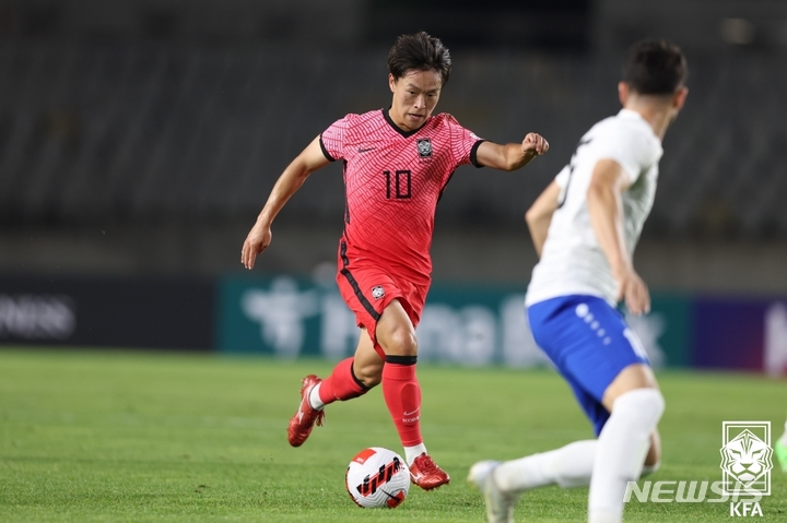 [서울=뉴시스]U-22 축구대표팀 고영준 (사진 = 대한축구협회 제공)