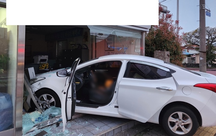 [제주=뉴시스] 서귀포소방서 제공 *재판매 및 DB 금지