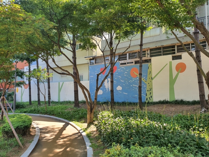 [대구=뉴시스] 대구 서구 내삼어린이공원. (사진=대구시 서구 제공) 2023.03.27. photo@newsis.com *재판매 및 DB 금지