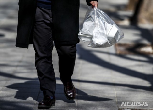 맛있게 먹고 1점 주기…'별점 테러범 원스타' 논란 