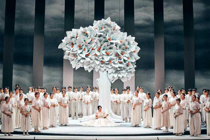 [진주=뉴시스]시칠리아섬의 저녁기도. *재판매 및 DB 금지