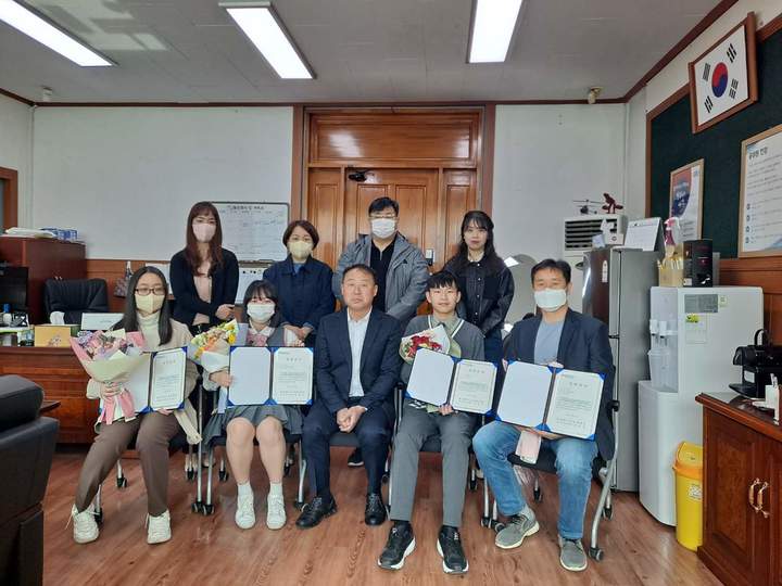 [서울=뉴시스] 한세예스24문화재단, ‘제36회 의당장학금’ 전달 (사진=한세예스24문화재단 제공) 2023.03.28. photo@newsis.com *재판매 및 DB 금지