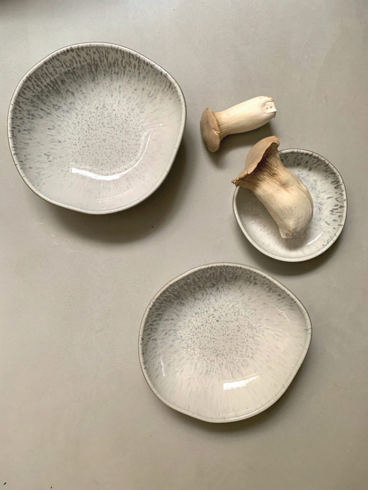 [서울=뉴시스] 덴비 새로운 스톤웨어 컬렉션 '킬른(KILN)'. (사진=덴비 제공) 2023.03.29. photo@newsis.com *재판매 및 DB 금지