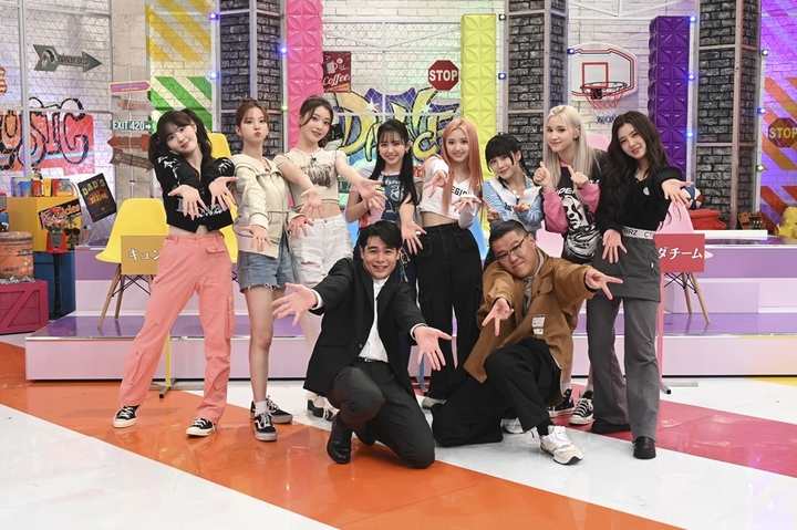 [서울=뉴시스] 그룹 케플러(Kep1er). 23.03.29. (사진=©️tv asahi 제공) photo@newsis.com *재판매 및 DB 금지