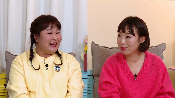 [서울=뉴시스] KBS 2TV 예능 '옥탑방의 문제아들' (왼쪽부터)김민경, 오나미 2023.03.29 (사진= KBS 2TV '옥탑방의 문제아들' 제공) photo@newsis.com *재판매 및 DB 금지