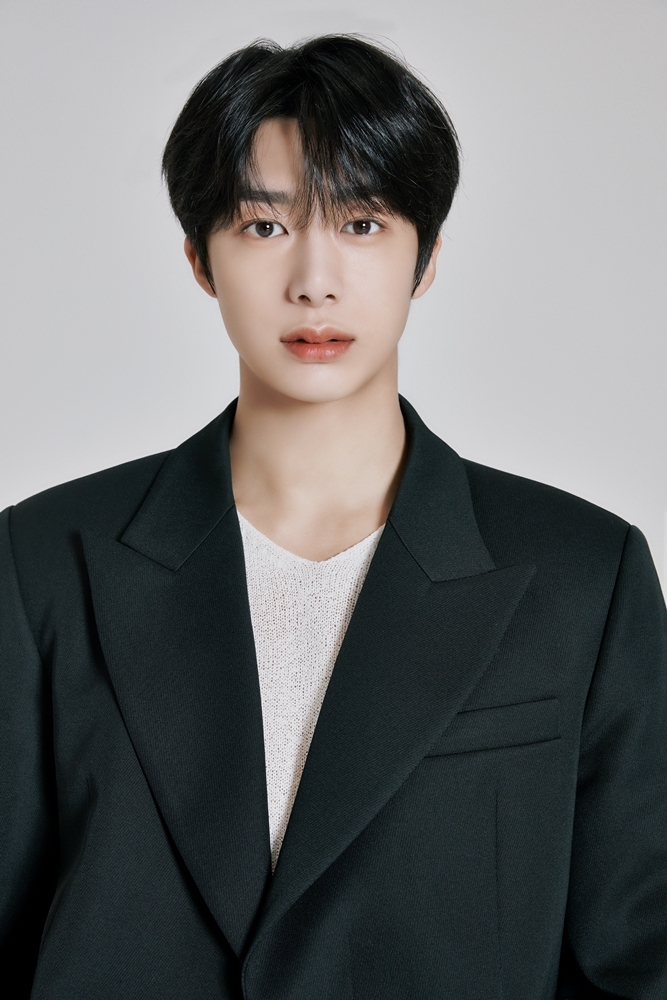 [서울=뉴시스] 그룹 몬스타엑스(MONSTA X) 형원. 23.03.30. (사진=스타쉽엔터테인먼트 제공) photo@newsis.com *재판매 및 DB 금지