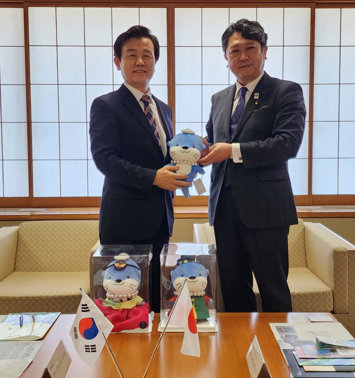 [진주=뉴시스] 조규일 진주시장, 일본 가나자와시 방문. *재판매 및 DB 금지