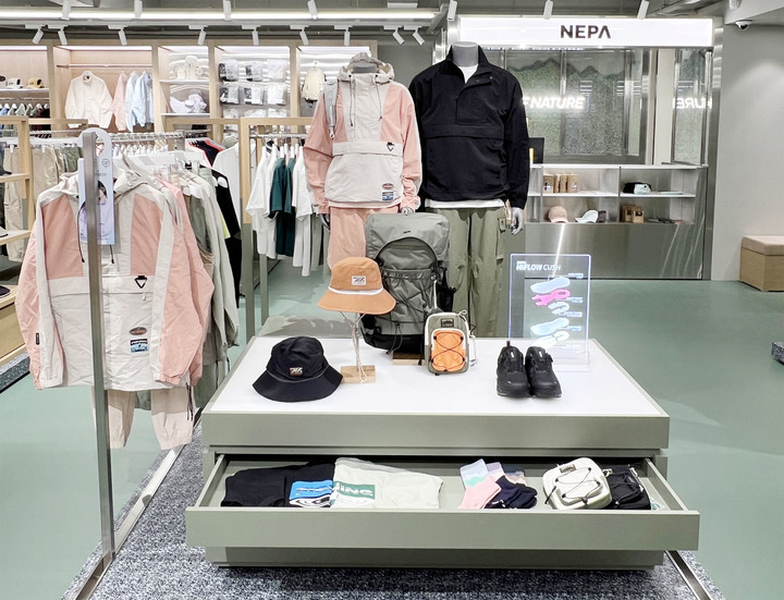 네파 문정직영점 내부 모습 *재판매 및 DB 금지