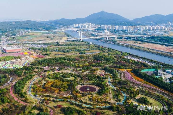 [인천=뉴시스] 드림파크 야생화공원 전경. (사진=수도권매립지관리공사 제공)
