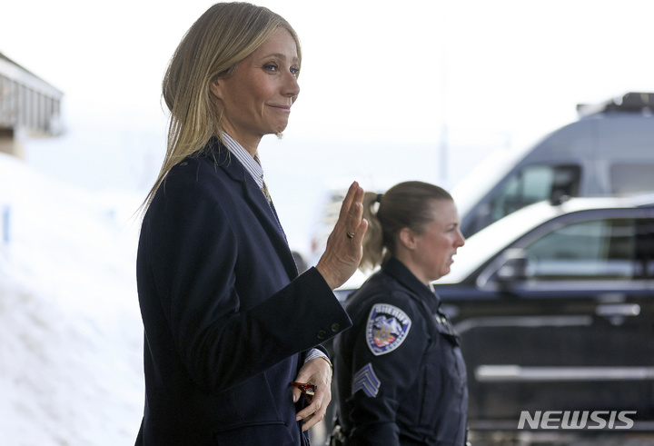 [서울=AP/뉴시스] 귀네스 팰트로