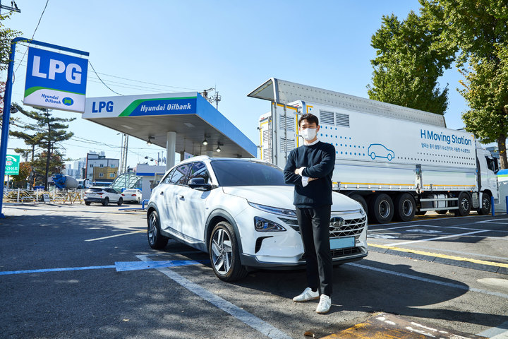 [서울=뉴시스] 서울 광진구에 위치한 HD현대오일뱅크의 이동형 수소 충전소 모습. (사진=HD현대오일뱅크 제공) 2023.03.31 photo@newsis.com *재판매 및 DB 금지