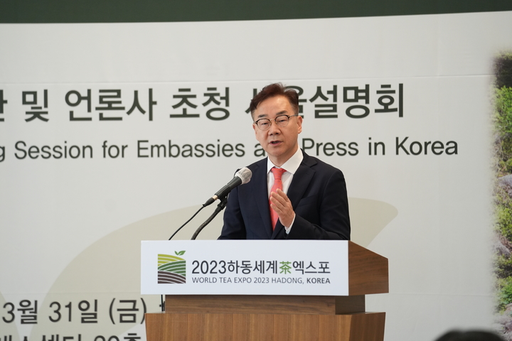 하승철 공동 조직위원장(하동군수) *재판매 및 DB 금지