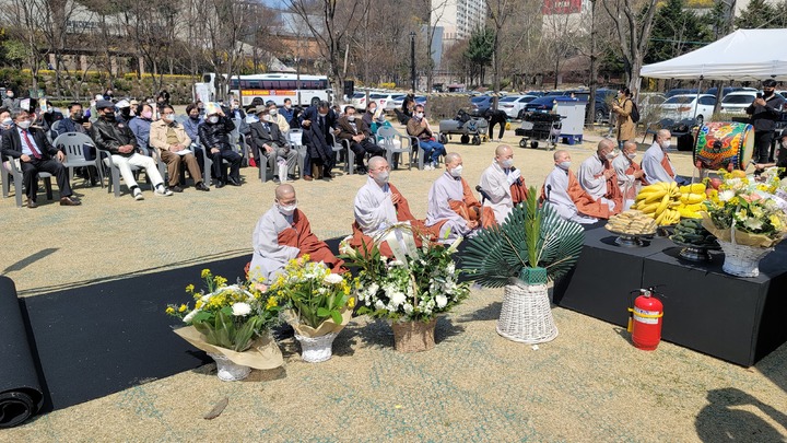 [서울=뉴시스] 대한불교조계종 사회노동위원회 2022년 제주 4·3 추모재 (사진=대한불교조계종 사회노동위원회 제공) 2023.03.31. photo@newsis.com *재판매 및 DB 금지