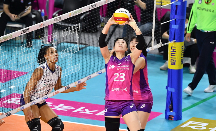 [서울=뉴시스]흥국생명 세터 이원정. 2023.03.31. (사진=한국배구연맹 제공) *재판매 및 DB 금지