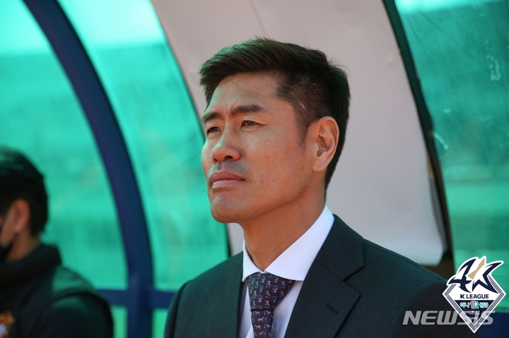 [서울=뉴시스]프로축구 경남FC 설기현 감독 (사진 = 프로축구연맹 제공)