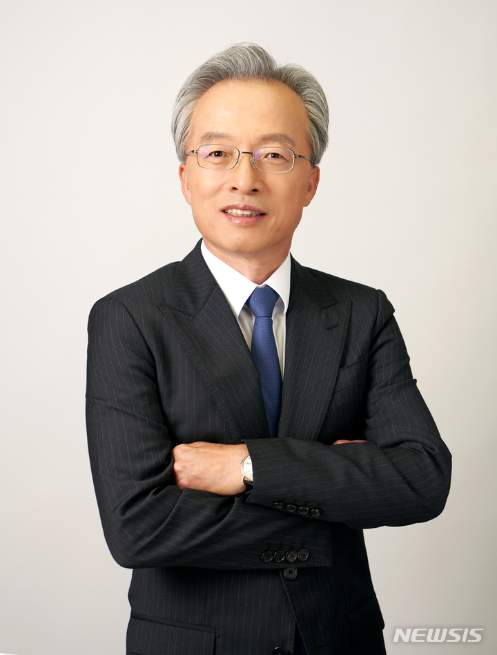 [서울=뉴시스] 최진식 한국중견기업연합회 회장. (사진=한국중견기업연합회 제공) 2023.04.04. photo@newsis.com