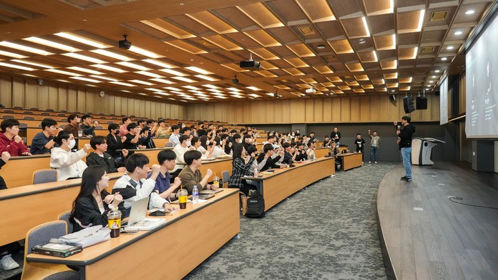 크래프톤은 서울대학교 시흥캠퍼스에서 소프트웨어 인재 양성 프로그램 ‘크래프톤 정글’ 2기 입소식을 진행했다고 4일 밝혔다.(사진=크래프톤)  *재판매 및 DB 금지