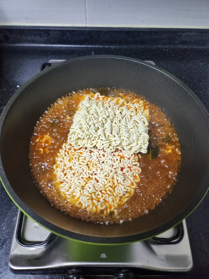 BTS 정국표 레시피 '불그리' 먹어 보니