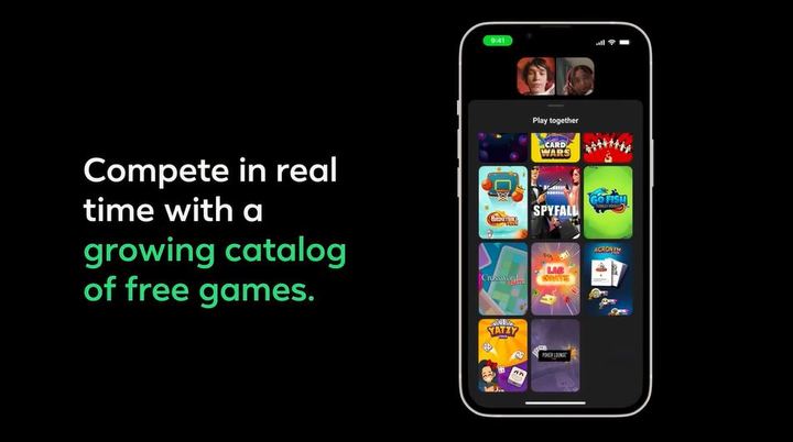 [서울=뉴시스] 페이스북이 영상 통화 중에 게임을 즐길 수 있는 기능을 4일(현지시간) 출시했다고 6일 미국 폭스뉴스가 보도했다. 사진은 페이스북의 기능 홍보 동영상 갈무리. (출처=페이스북 블로그) *재판매 및 DB 금지