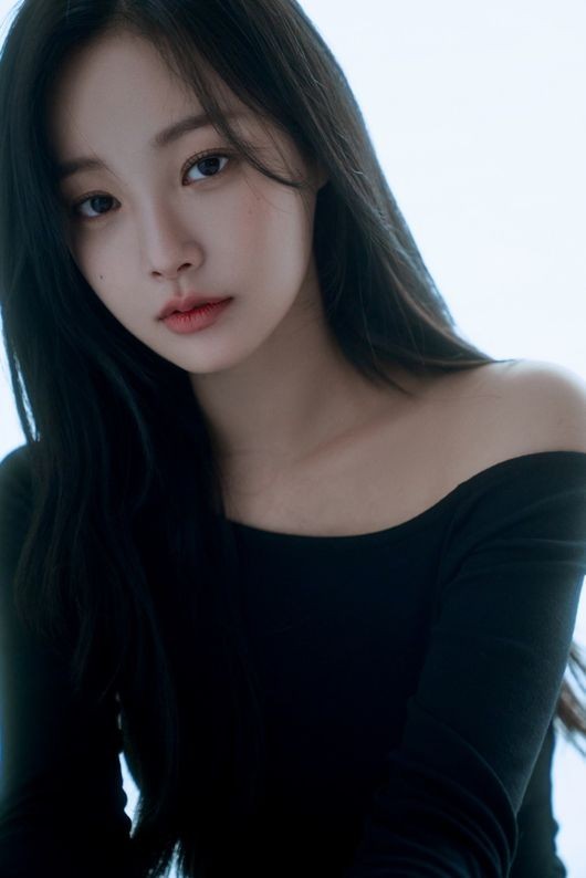 [서울=뉴시스] 연우 2023.04.07 (사진=9아토엔터테인먼트) photo@newsis.com 	 *재판매 및 DB 금지