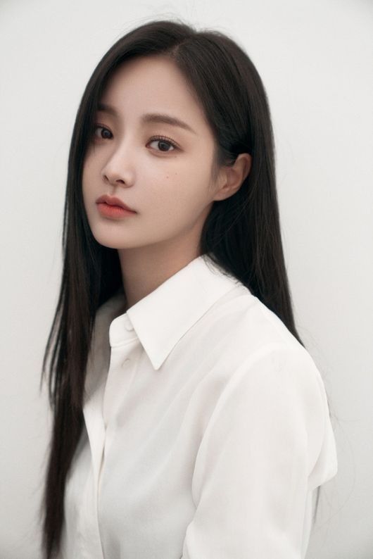 [서울=뉴시스] 연우 2023.04.07 (사진=9아토엔터테인먼트) photo@newsis.com 	 *재판매 및 DB 금지