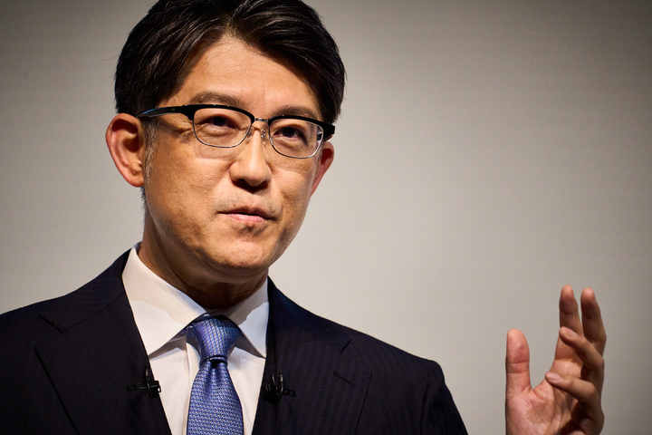 [사진=뉴시스] 지난 1일 취임한 사토 코지 토요타 신임 사장은 지난 7일 일본 도쿄에서 열린 신경영 체제 설명회에서 2050년 탄소중립과 멀티패스웨이 전략 등에 대해 설명하고 있다. (사진=토요타 제공) 2023.04.13 photo@newsis.com *재판매 및 DB 금지