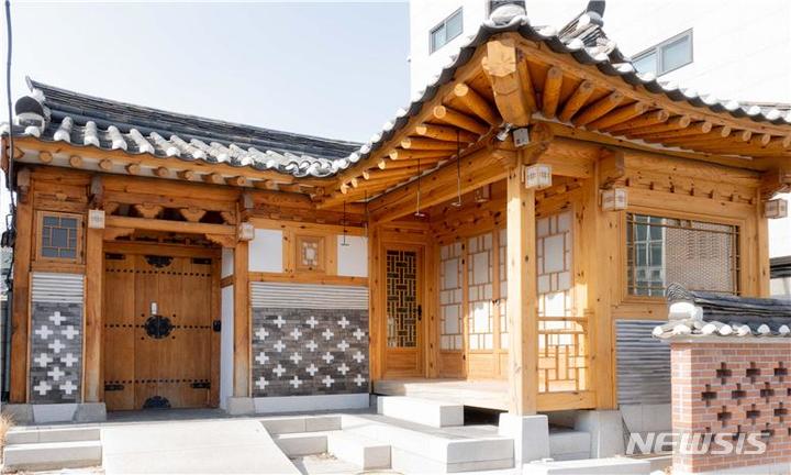 [서울=뉴시스]서울시 공공한옥 '누하동 259'. (사진=서울시 제공). 2023.04.14. photo@newsis.com