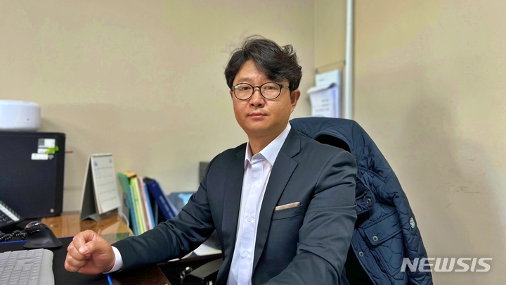 [전주=뉴시스]윤난슬 기자 = 박종칠 전주시설공단 제3기 노조위원장.(사진=전주시설공단 제공)