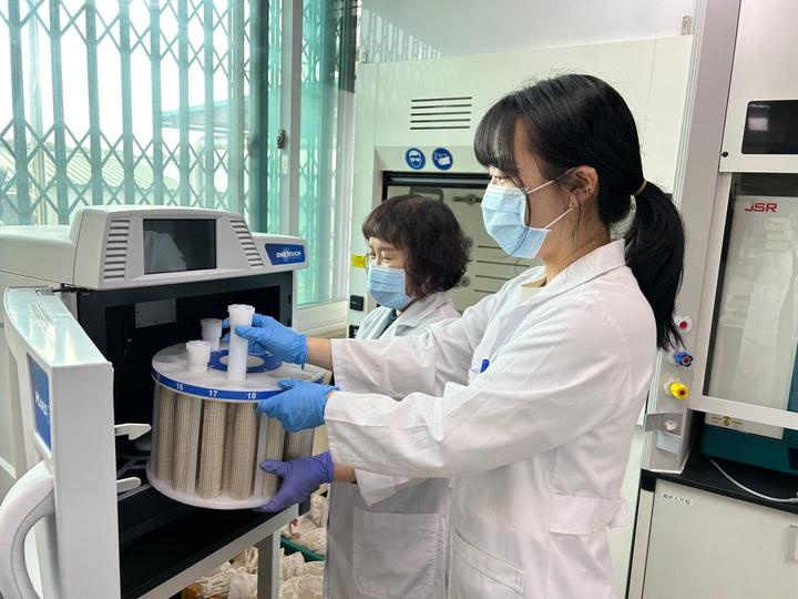 논산농업기술센터의 가축분뇨 퇴액비 부숙도 검사 모습. 2023. 04. 19 *재판매 및 DB 금지