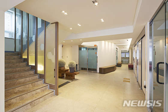 [서울=뉴시스] 인스페이스 가변형 시스템 패널 '누구나' 모습. (사진=인스페이스 제공) 2023.04.19. photo@newsis.com