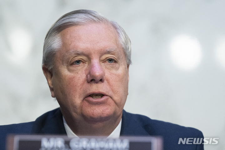 [워싱턴=AP/뉴시스]린지 그레이엄 미국 상원의원. 2024.04.13.&nbsp; 